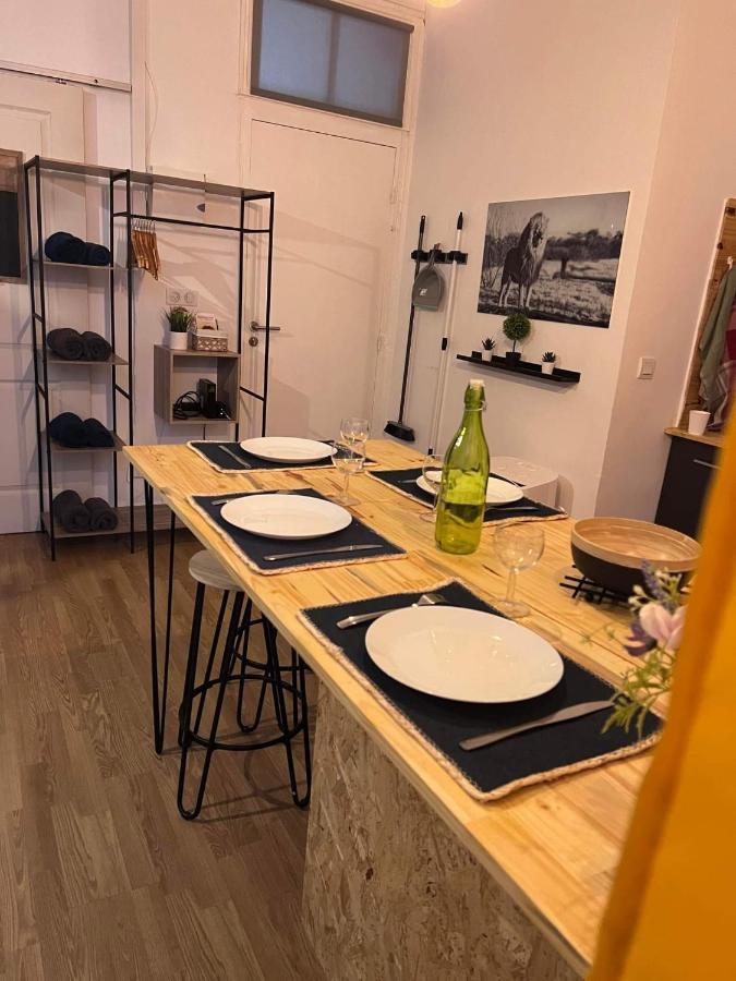 Charmant Appartement Climatise Aux Pieds De La Cite Carcassonne Exteriér fotografie