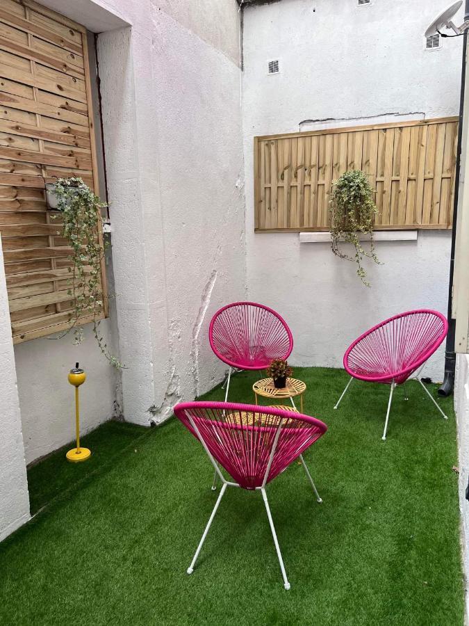 Charmant Appartement Climatise Aux Pieds De La Cite Carcassonne Exteriér fotografie