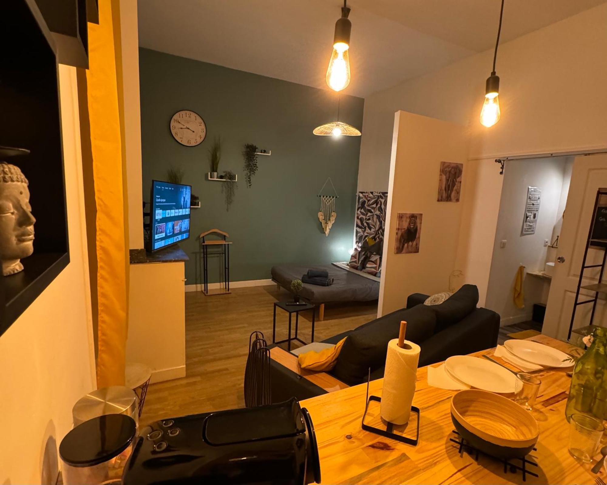 Charmant Appartement Climatise Aux Pieds De La Cite Carcassonne Exteriér fotografie